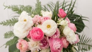 tropical bridal bouquet for a beach wedding